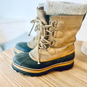 Sorel Boots Mens size 7; Women’s size 9